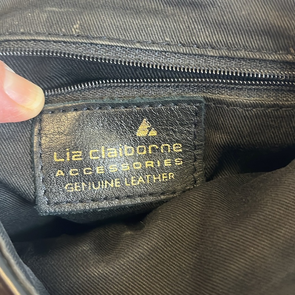 Liz Claiborne Black Pebbled Leather Tassel Crossbody Purse - Picture 7 of 7